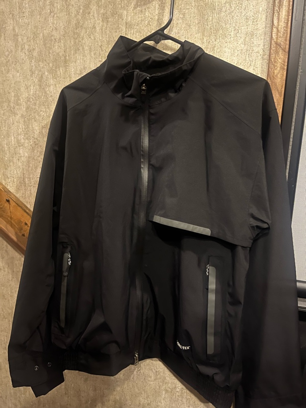 Zero Restriction Men’s Black Jacket Gore -Tex
